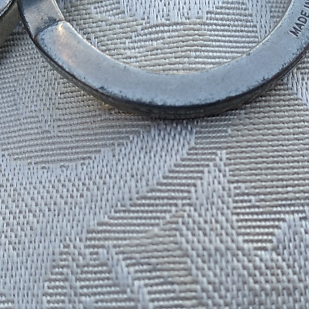 Gucci Keychain - Picture 8 of 9